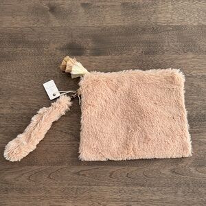 NWT faux fur wristlet